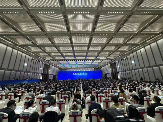 朴食科技受邀出席广东省高质量发展大会,以AI赋能校园餐产业高质量升级(图2) 朴食科技受邀出席广东省高质量发展大会,以AI赋能校园餐产业高质量升级(图2)